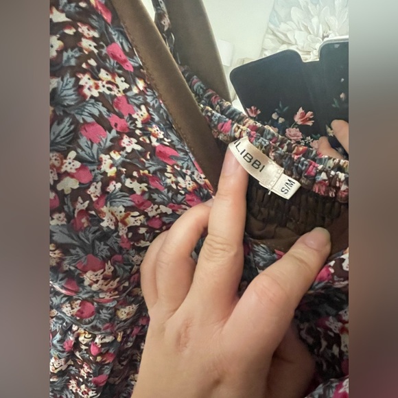 NWT Floral Chiffon Dress from Simons - Size Small/Medium - Picture 6 of 13